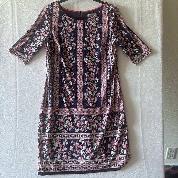 Eliza J Dresses & Skirts - Eliza J 3/4 Sleeve Floral Dress in Pink and navy Sz 8